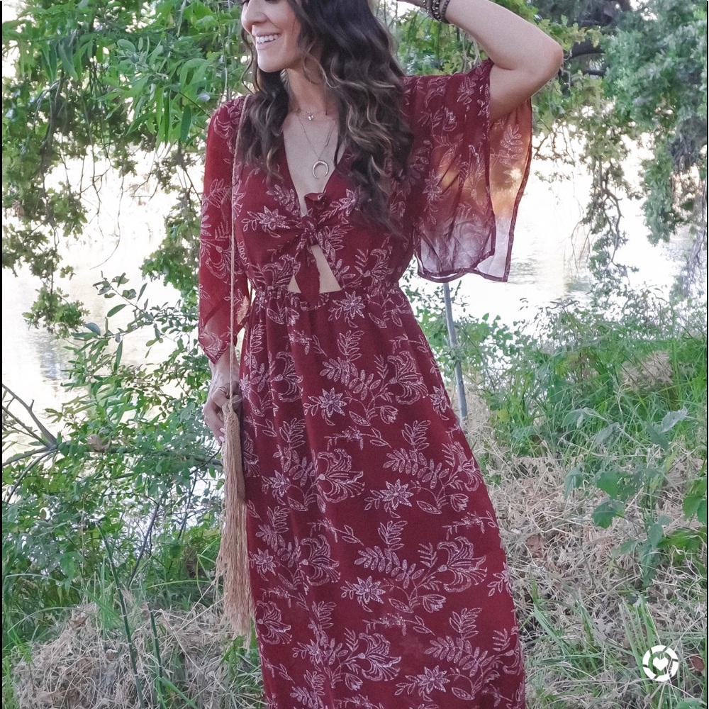 Francesca’s tie front dress